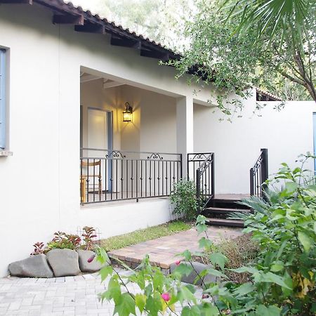 Pepper Tree Guest House Rivonia ساندتون المظهر الخارجي الصورة